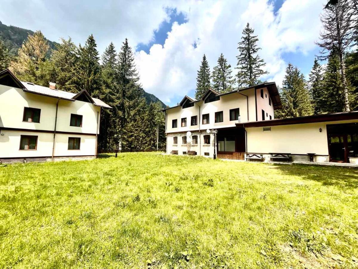 Комплекс Орлово Гнездо Beli Iskar Exterior foto