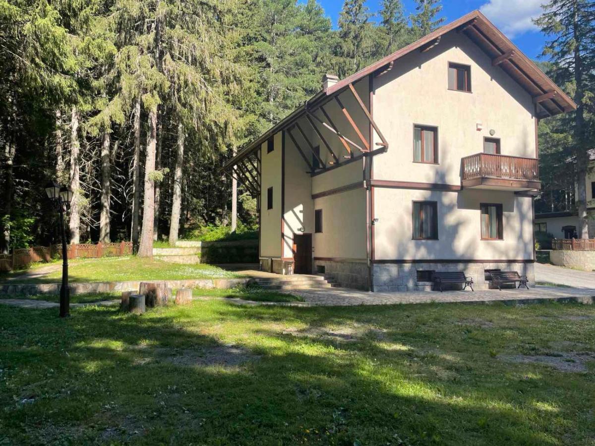 Комплекс Орлово Гнездо Beli Iskar Exterior foto